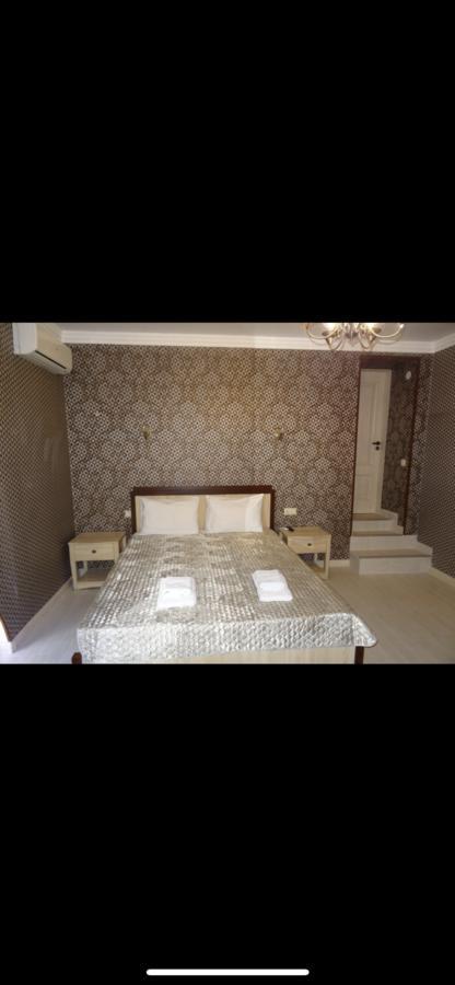 Hotel Old Pitius Pizunda Bagian luar foto