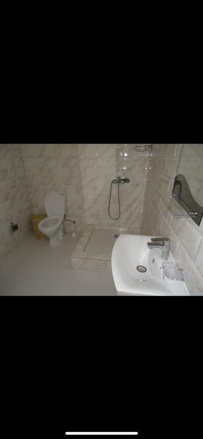 Hotel Old Pitius Pizunda Bagian luar foto