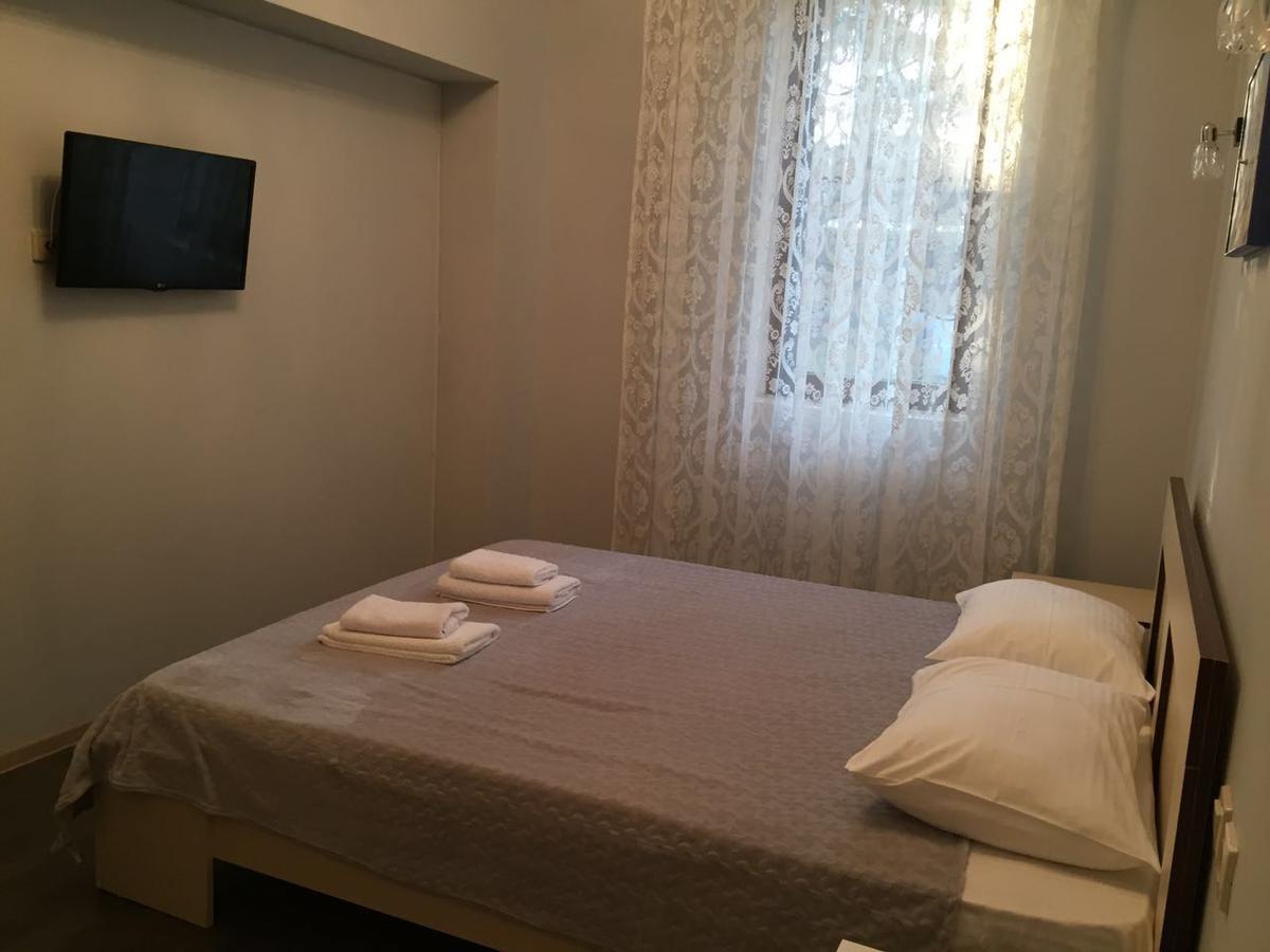 Hotel Old Pitius Pizunda Bagian luar foto